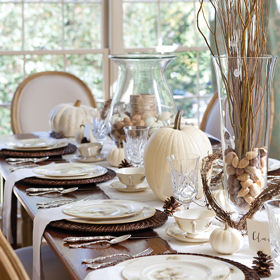 naturally beautiful thanksgiving table