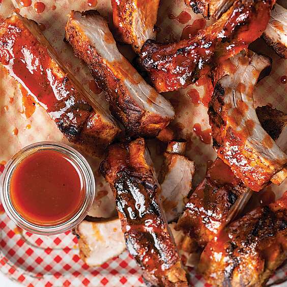 Slow Cooker Pork Ribs with Spicy Cola Sauce